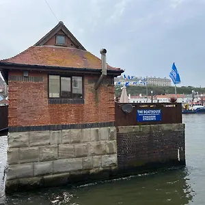 The Boathouse Holiday home
